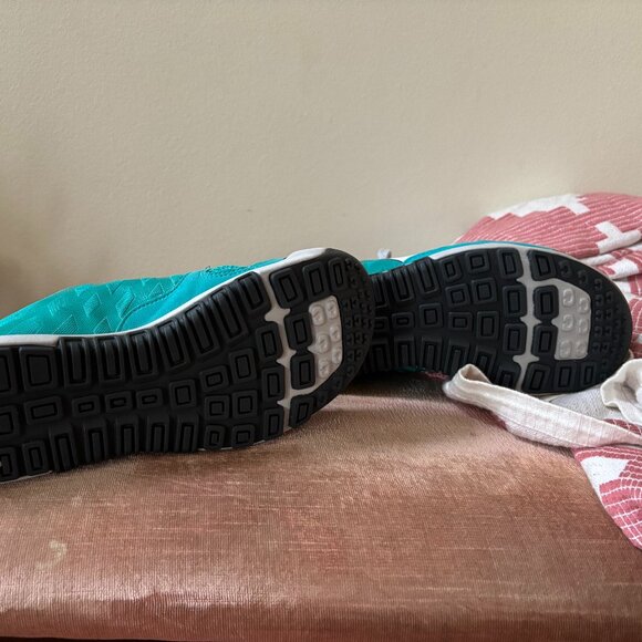 Reebok CrossFit Women’s Sneakers – Size 7 – Like New - Picture 4 of 8